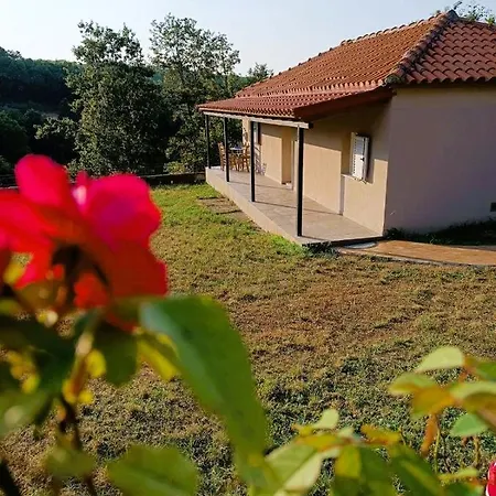 Billy's House Дом отдыха