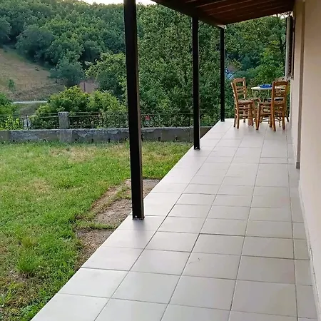 Billy's House Дом отдыха Калампака